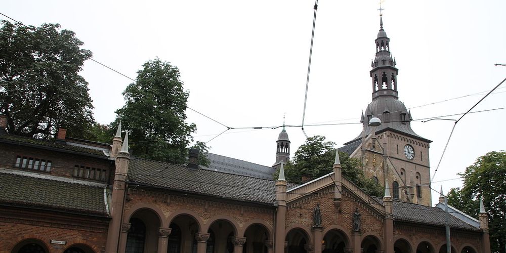 Toren van de kathedraal van Oslo
